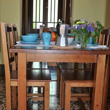 Holiday Camino Las Mercedes La Laguna (Tenerife)